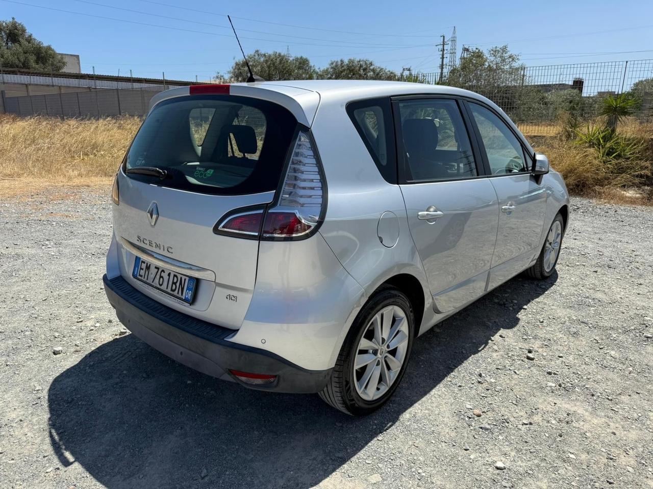 Renault Scénic XMod 1.5 dCi 110CV- Navigatore-Neopatentati