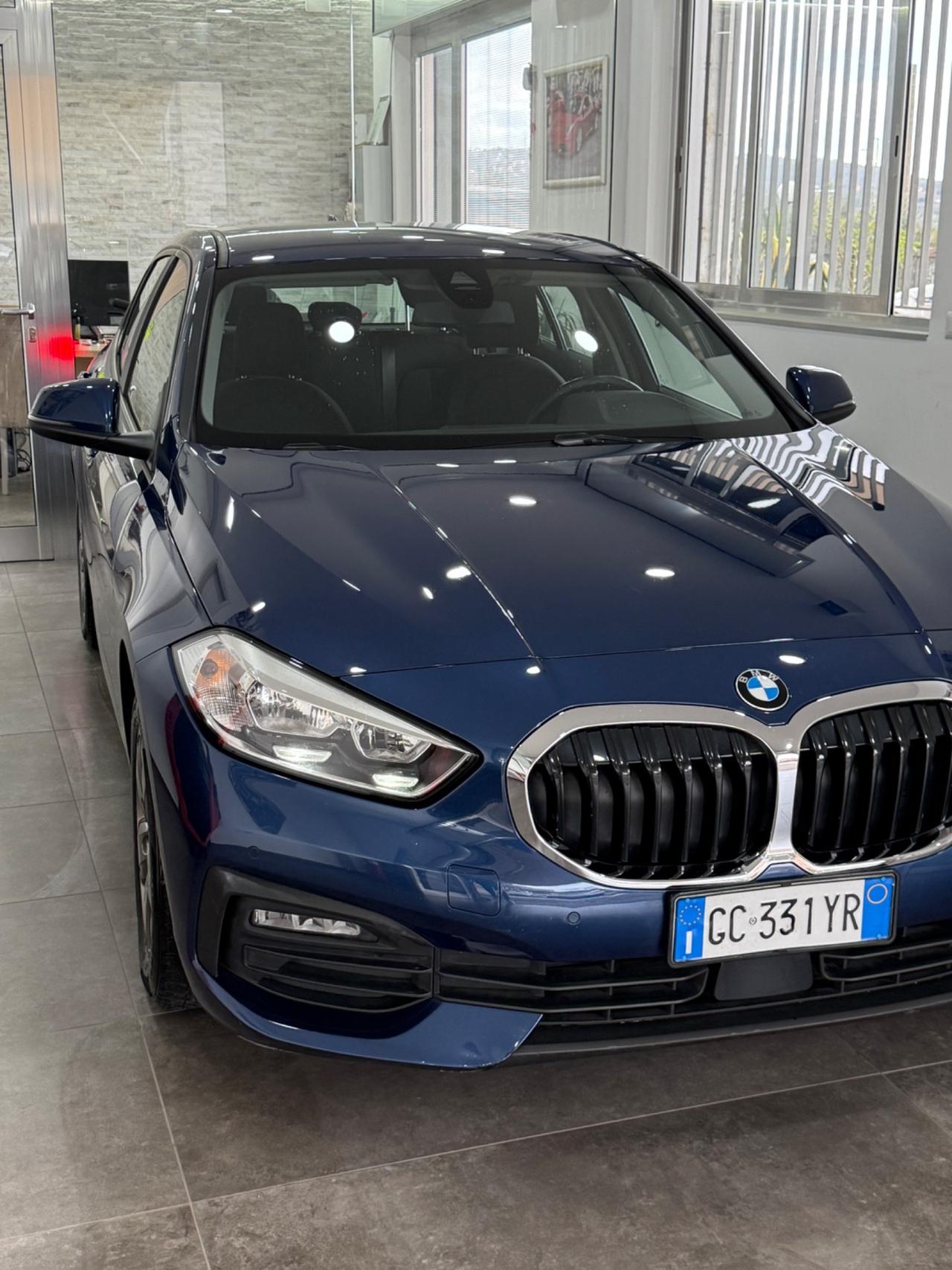 Bmw 116 116d 5p. Sport uni proprietario 15-10- 2020