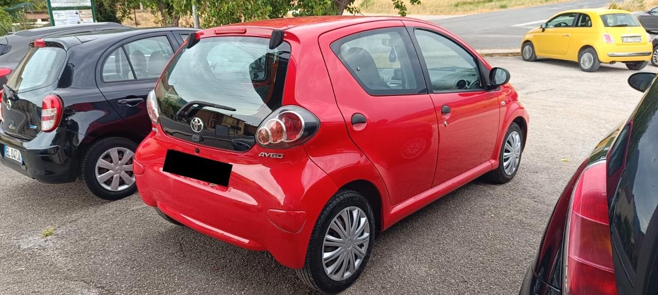 Toyota Aygo 1.0 12V VVT-i 5 porte
