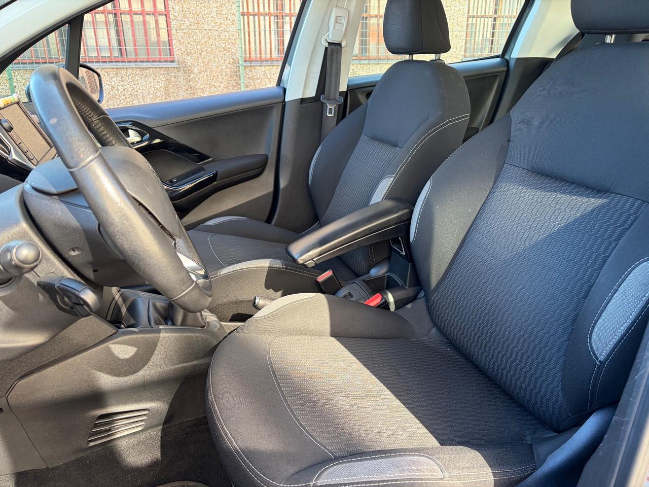 Peugeot 208 BlueHDi 75 5 porte Allure