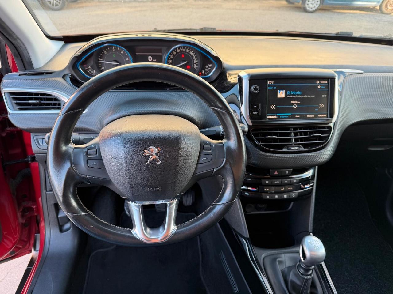 Peugeot 2008 BlueHDi 100 ALLURE
