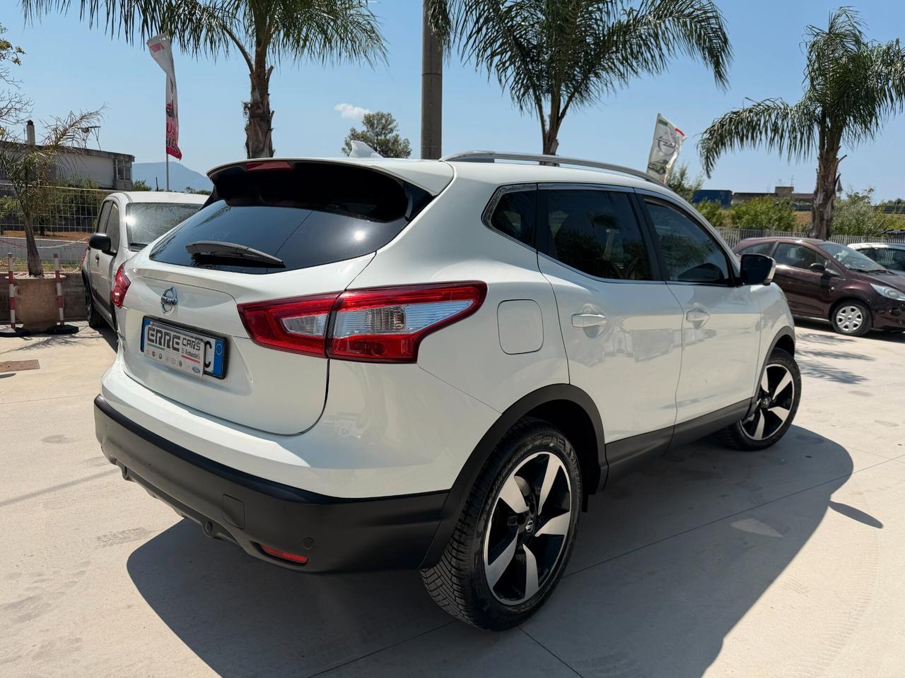 NISSAN QASHQAI 2015 1.2 BENZINA/GPL 116 CV *360°