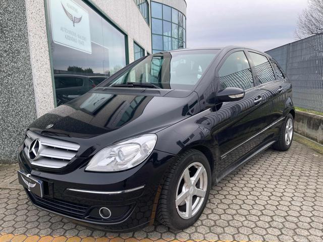 MERCEDES-BENZ B 180 CDI Sport