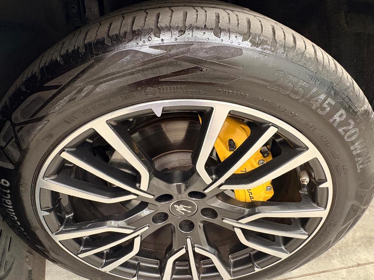 Maserati Grecale MHEV 300 CV AWD GT
