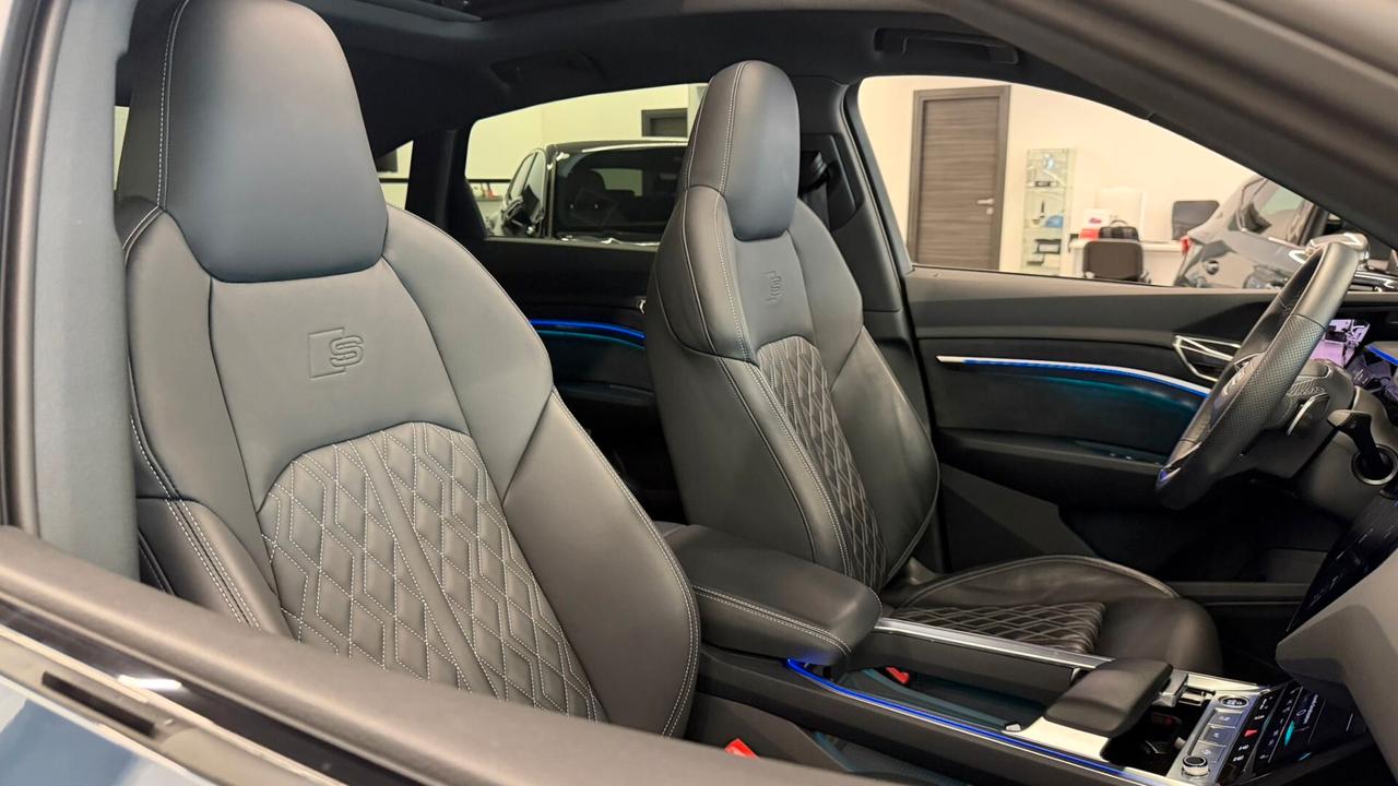 Audi Q8 e-tron SPB 55 quattro S line edition