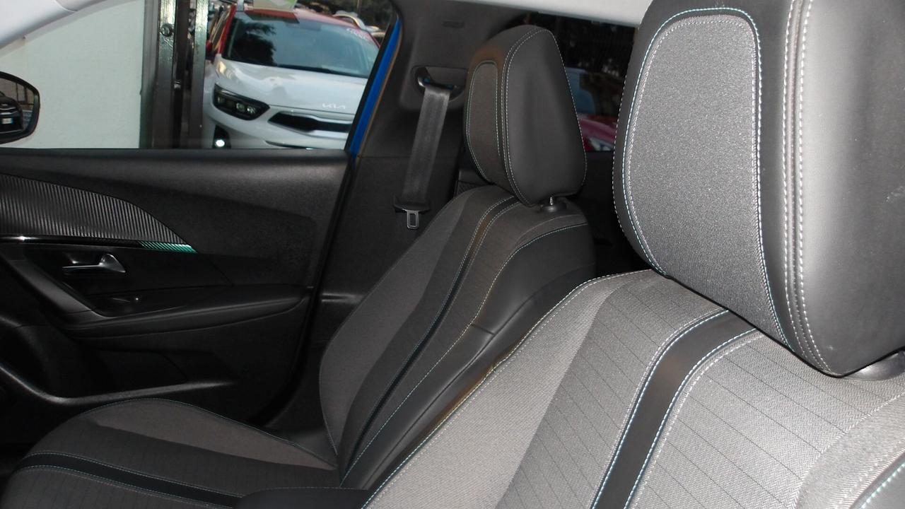 PEUGEOT 2008 1.2 BENZ-RETROC-PREZZO PROMO!