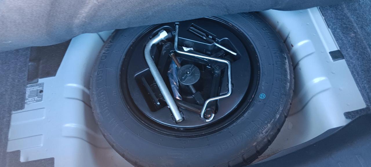 Lancia Ypsilon 1.0 FireFly 5 porte S&S Hybrid Gold