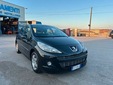 Peugeot 207 1.4 HDi 70CV 5p. Access