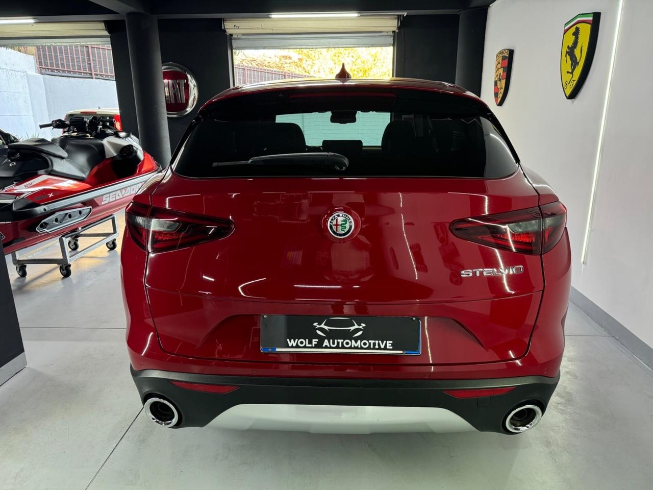 Alfa Romeo Stelvio 2.2 Turbodiesel 160 CV AT8 RWD