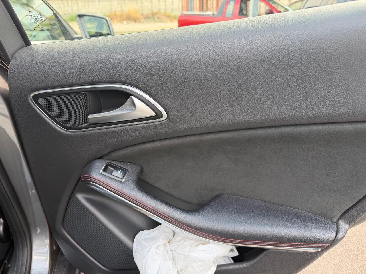 Mercedes-benz GLA 200 d Automatic 4Matic Premium