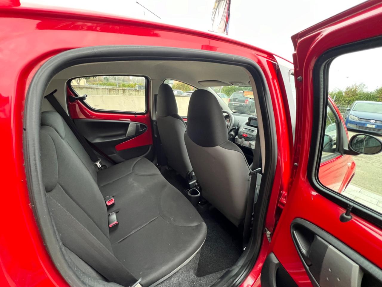 Toyota Aygo 1.0 12V VVT-i 3 porte Lounge Connect MMT