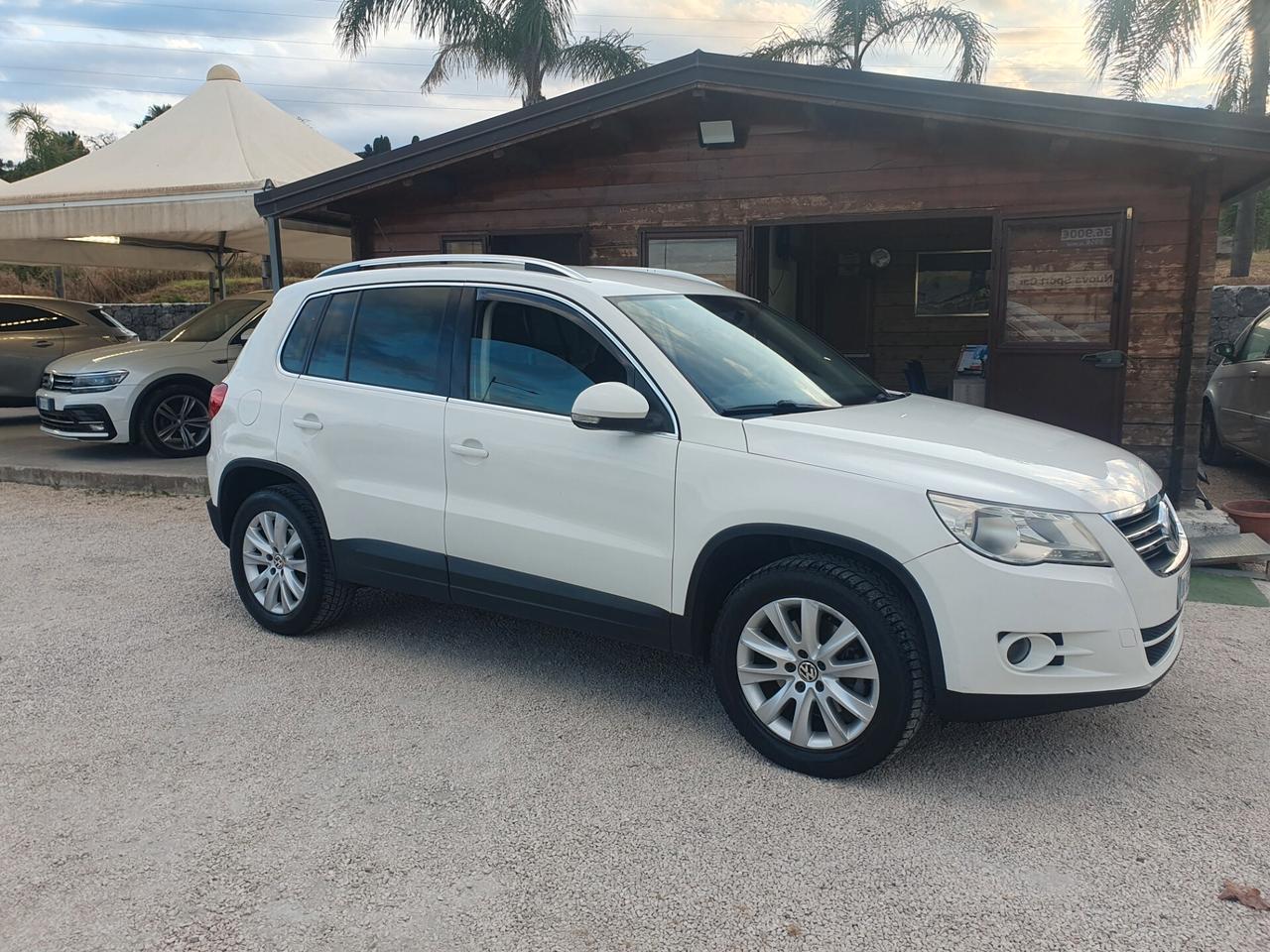 Volkswagen Tiguan 2.0 16V TDI DPF Sport & Style (18°)