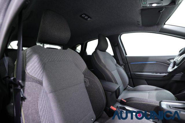 RENAULT Captur MILD HYBRID 160 CV EDC TECHNO AUTOMATICA