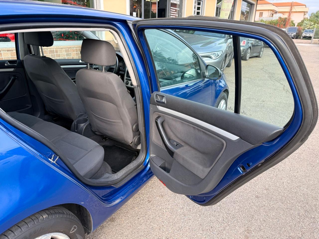 Volkswagen Golf 1.9 5p.