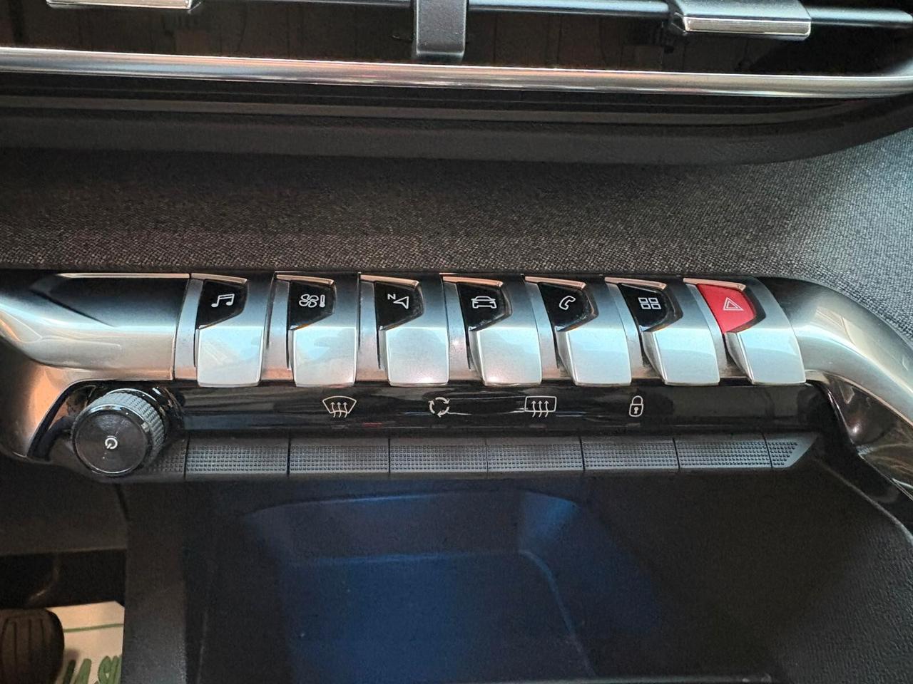 Peugeot 3008 BlueHDi 130 S&S Allure