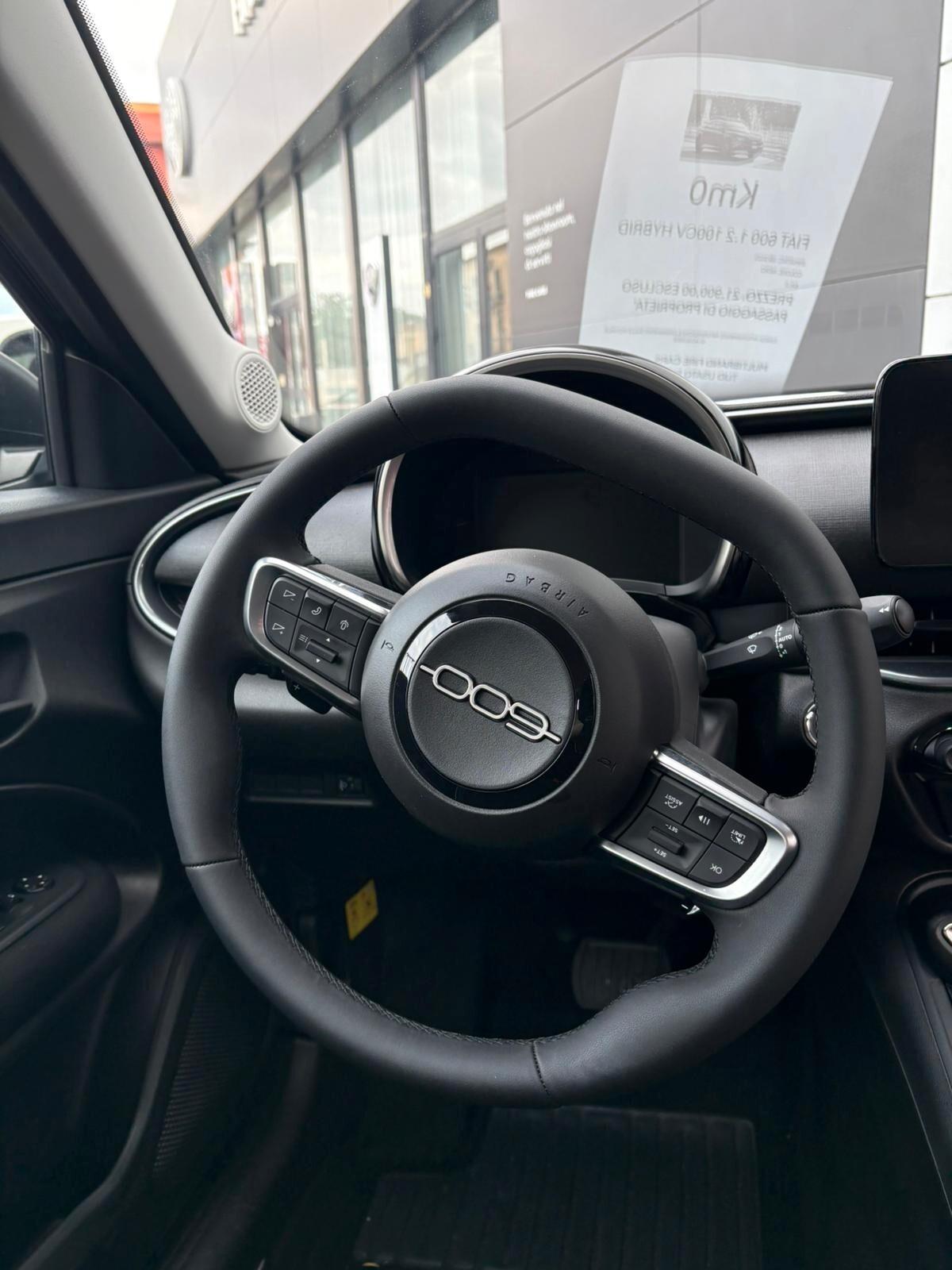 Fiat 600 Hybrid 110 CV DCT MHEV Icon