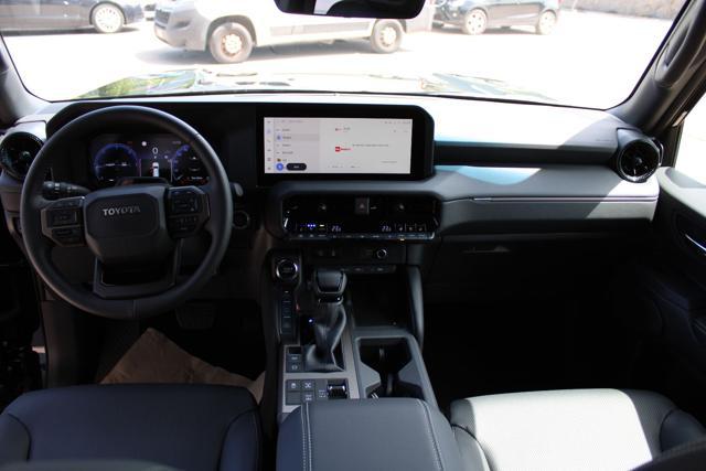 TOYOTA Land Cruiser 2.8 D4D A/T AWD Adventure