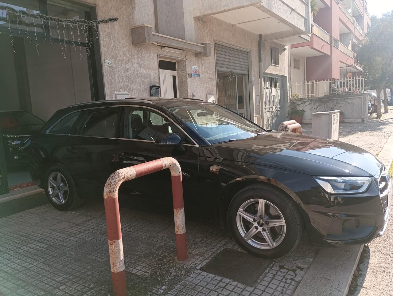 Audi A4 Avant 30 2.0TDI/136 CV S tronic Business Advanced