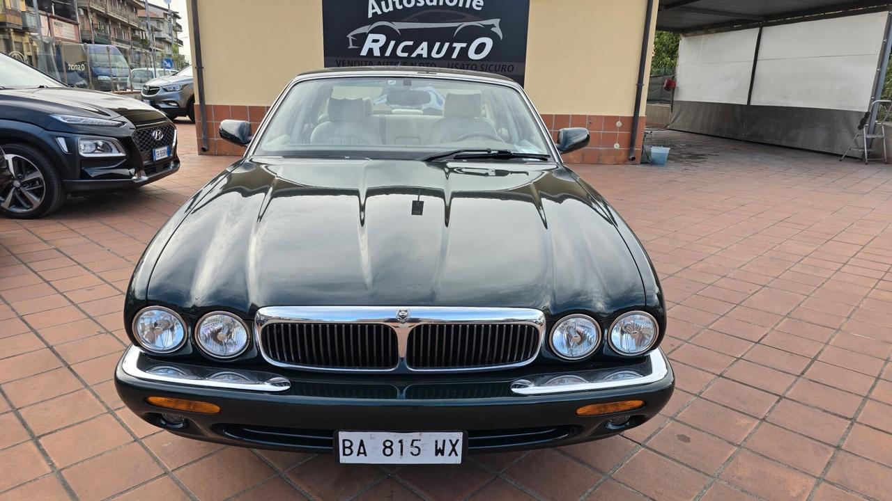 Jaguar XJ Daimler 4.0 cat Super Charged