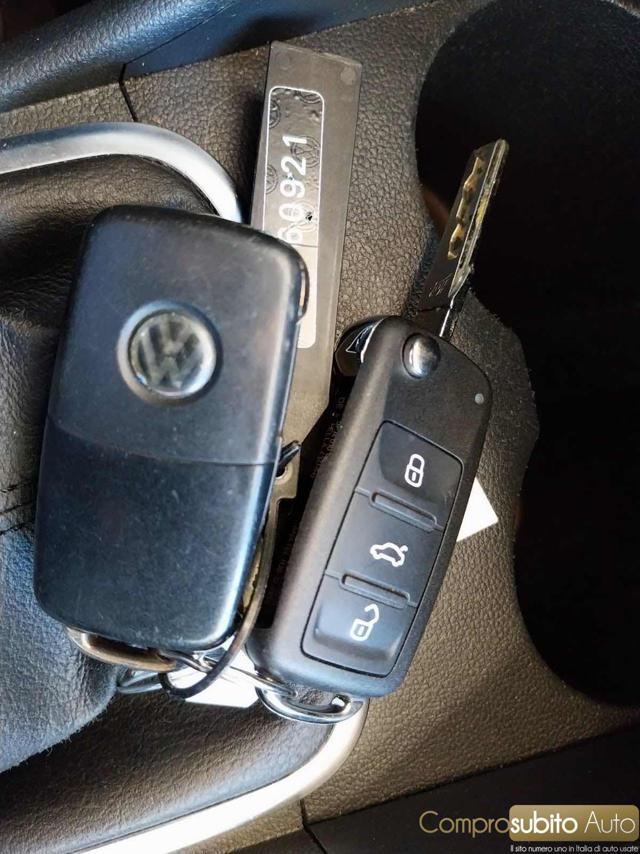 VOLKSWAGEN Polo 1.4 GPL R-Line ( Garanzia 12 Mesi)