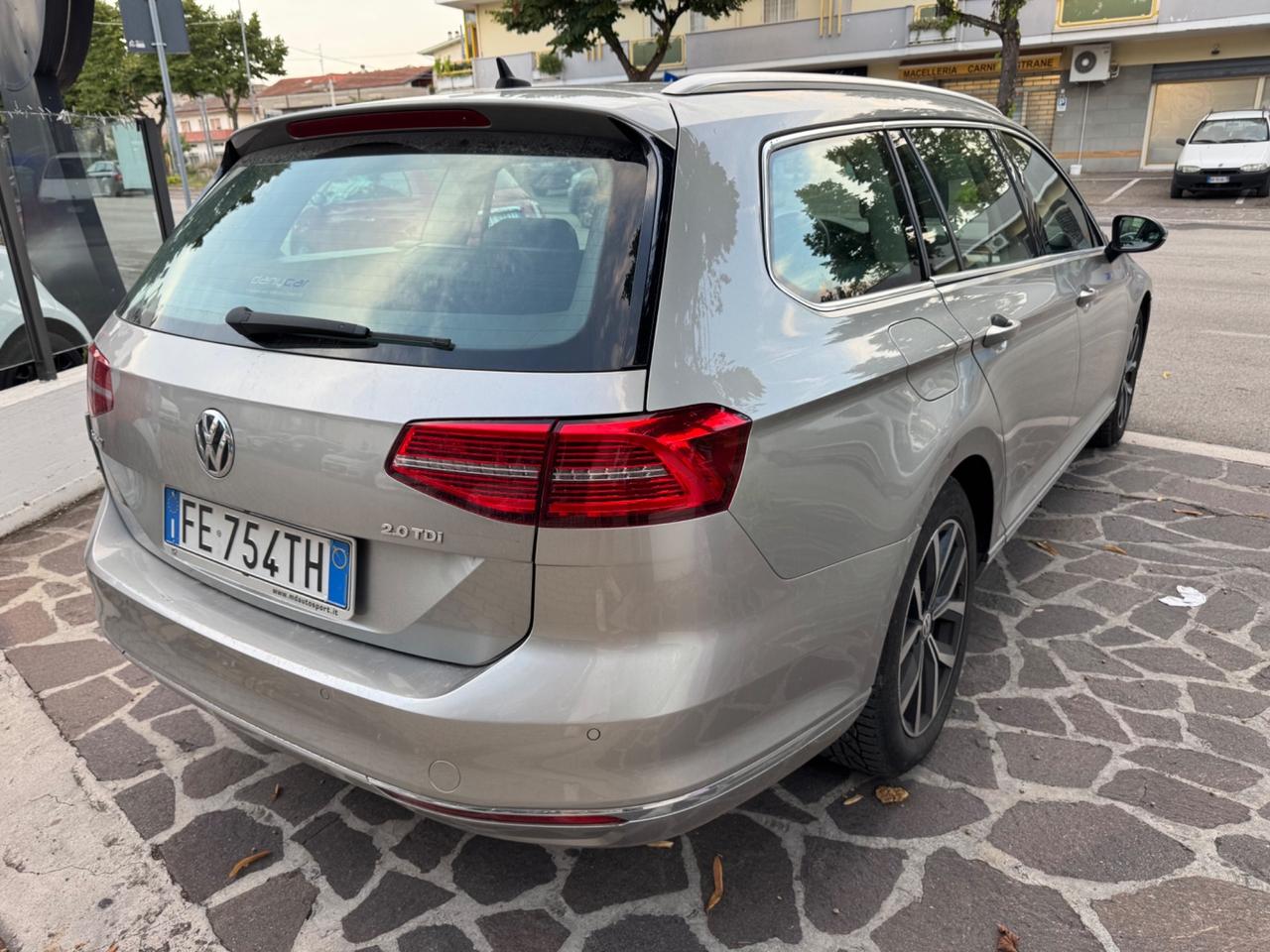 Volkswagen Passat Variant 2.0 TDI DSG Highline BlueMotion Technology