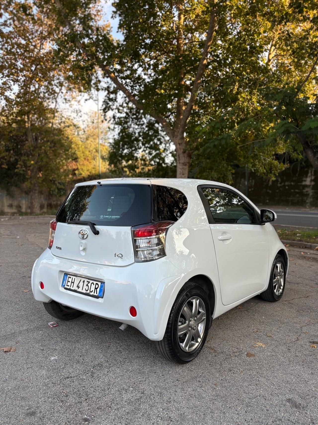 Toyota IQ Automatica 1.0 benzina 68cv