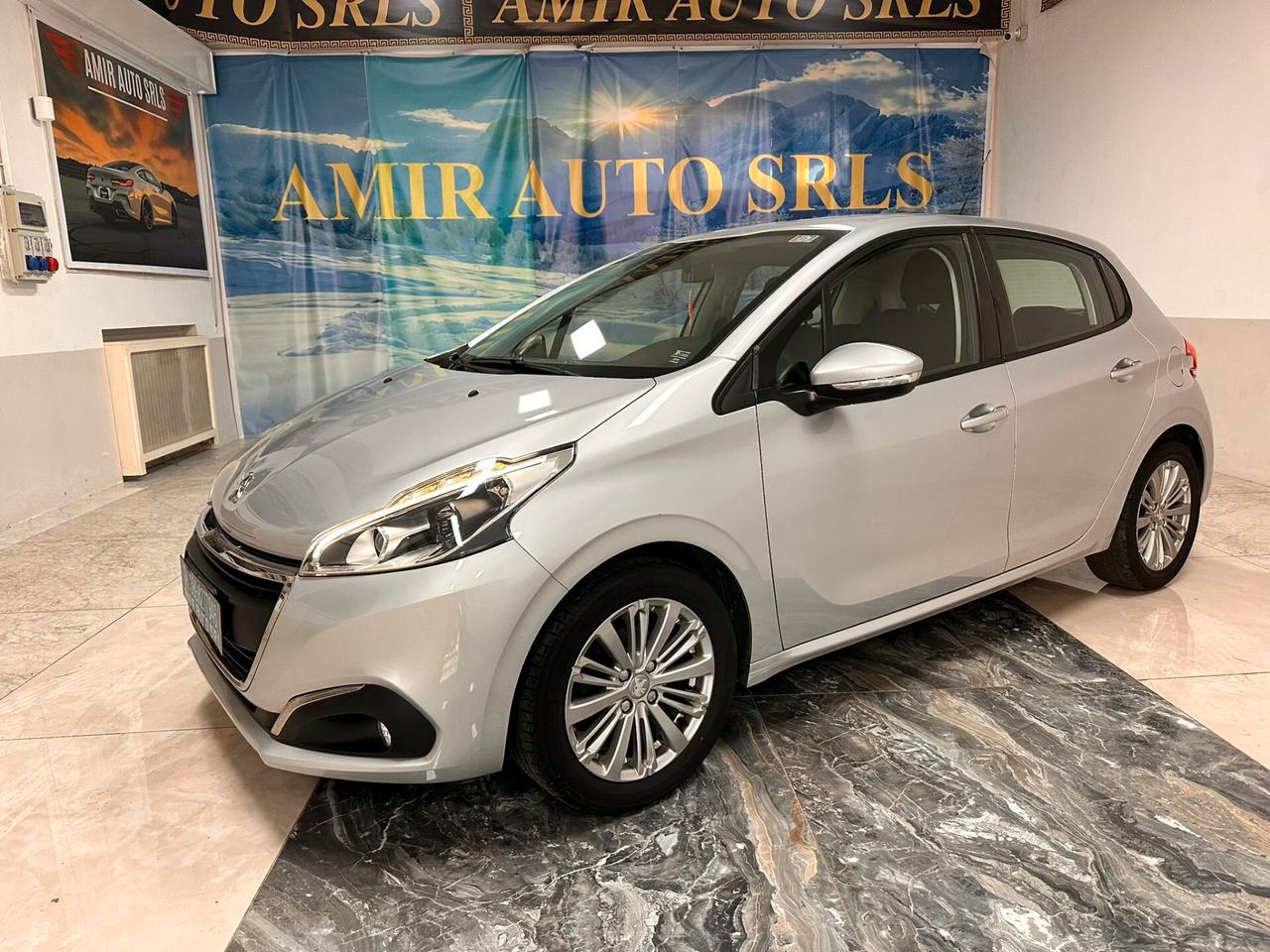 Peugeot 208 PureTech 82 5 porte Allure