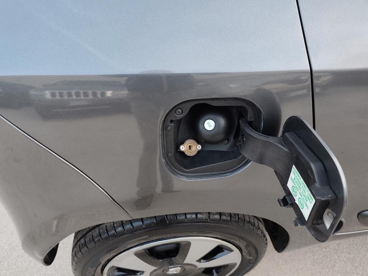 Renault Twingo BENZINA/GPL 1000 CC. ANCHE PER NEO PATENTATI RIF:7525