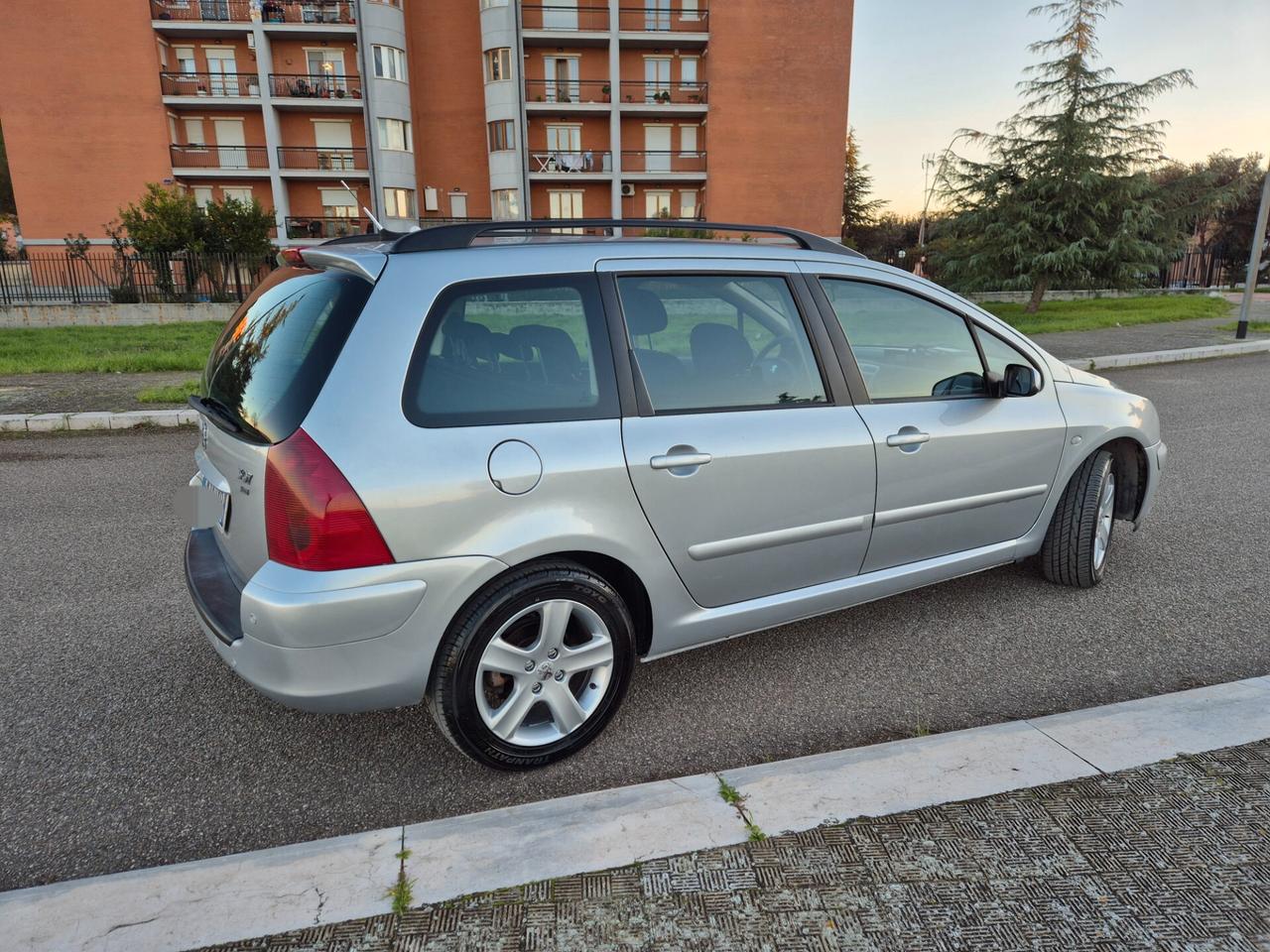 Peugeot 307 1.6 16V HDi 110CV anno 05