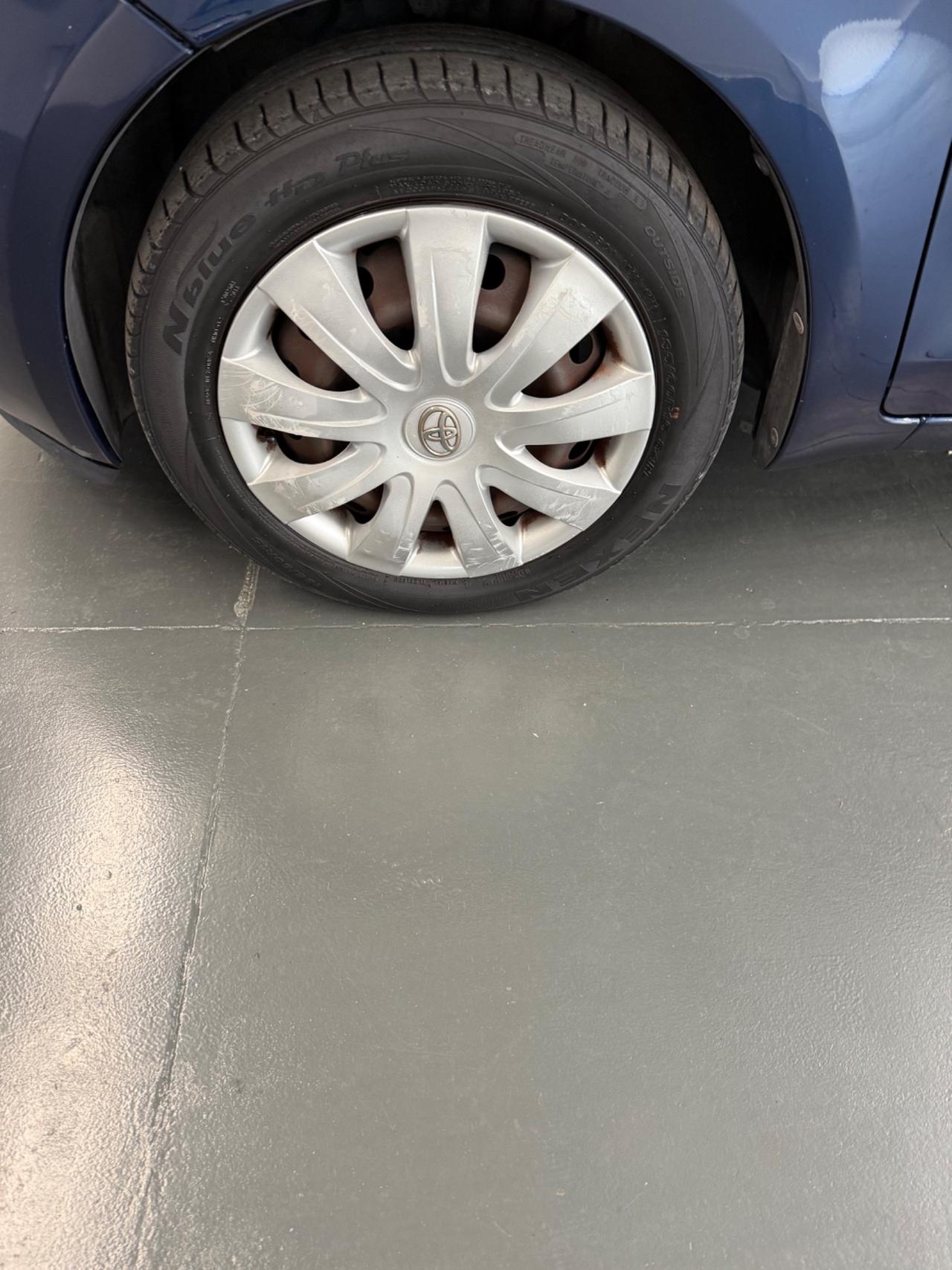 Toyota Yaris 1.3 5 porte Sol