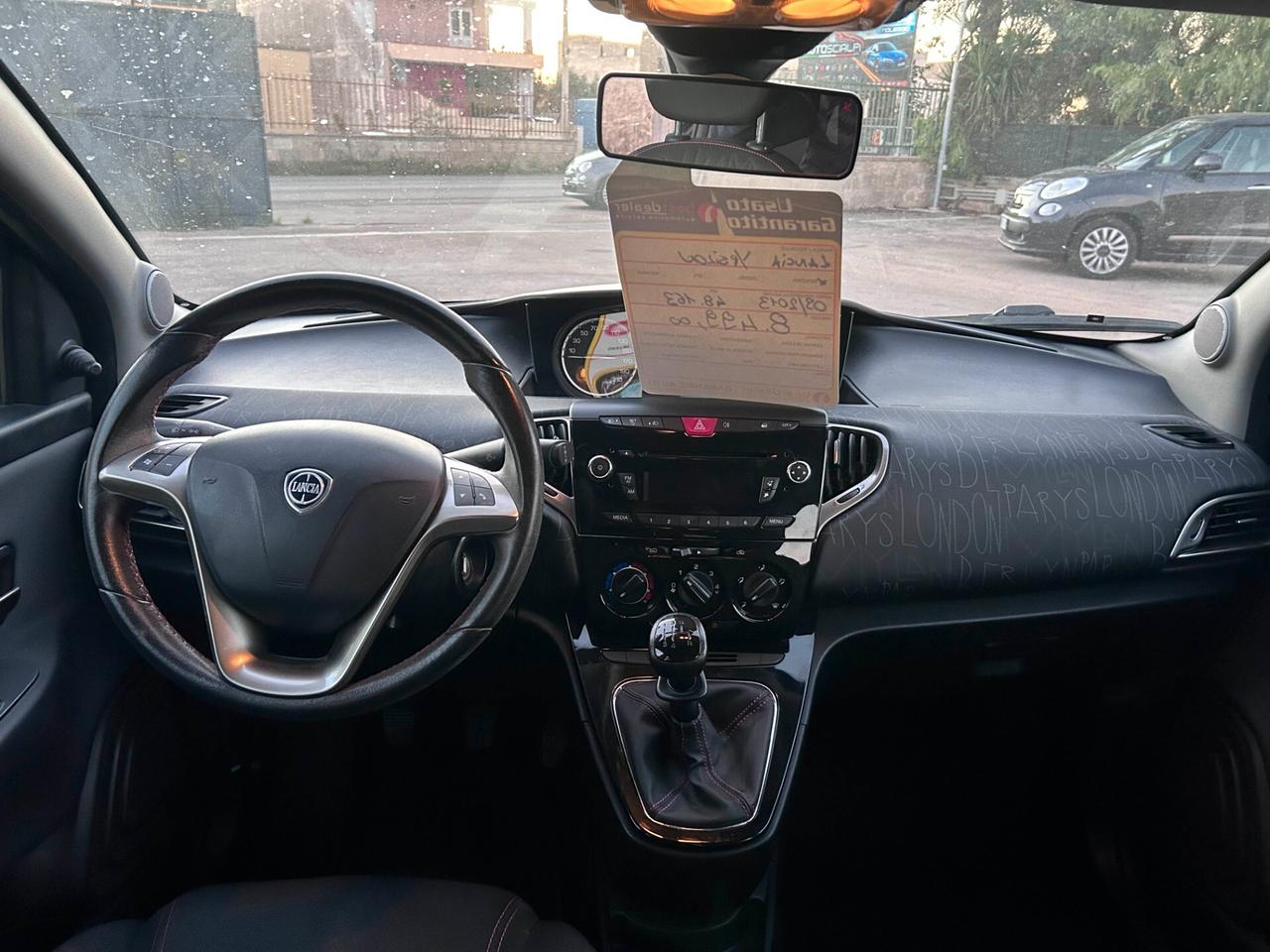 Lancia Ypsilon 1.2 69 CV 5 porte Elefantino