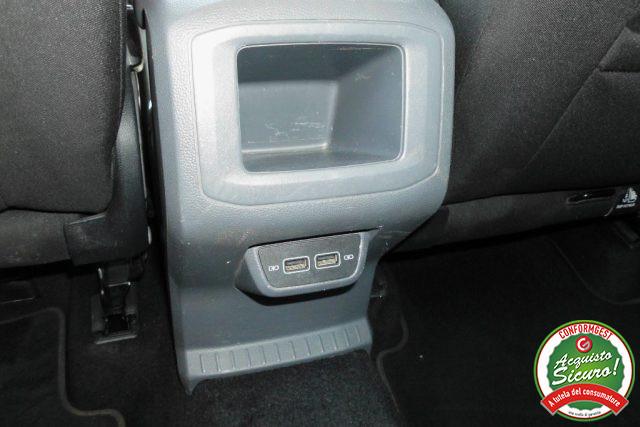 VOLKSWAGEN T-Cross 1.6 TDI SCR Style BMT