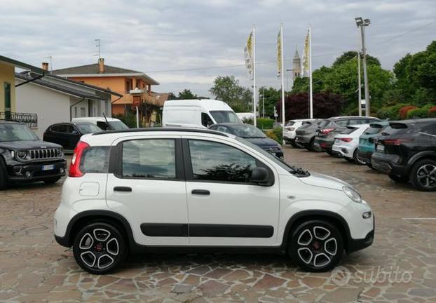 FIAT Panda 1.0 FireFly S&S Hybrid City Life 5 Po
