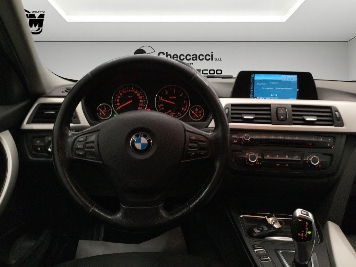 BMW 320d Touring xdrive * AUTOMATICA *