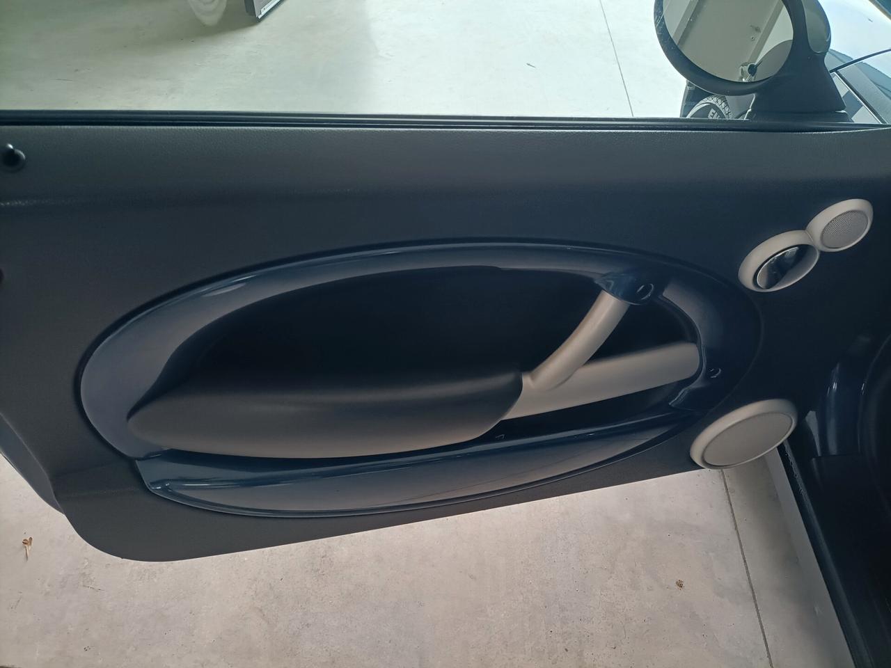 Mini 1.6 16V CV 116 Cooper Checkmate 11/2005