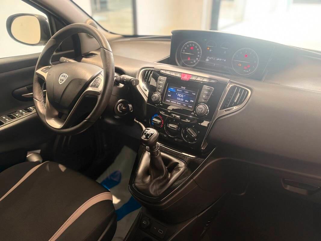 Lancia Ypsilon 1.2 Gold s&s 69cv my19