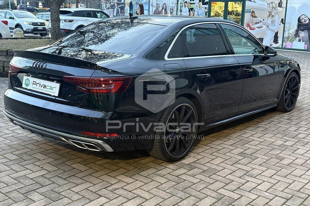 AUDI A4 2.0 TDI 150 CV S tronic S line edition