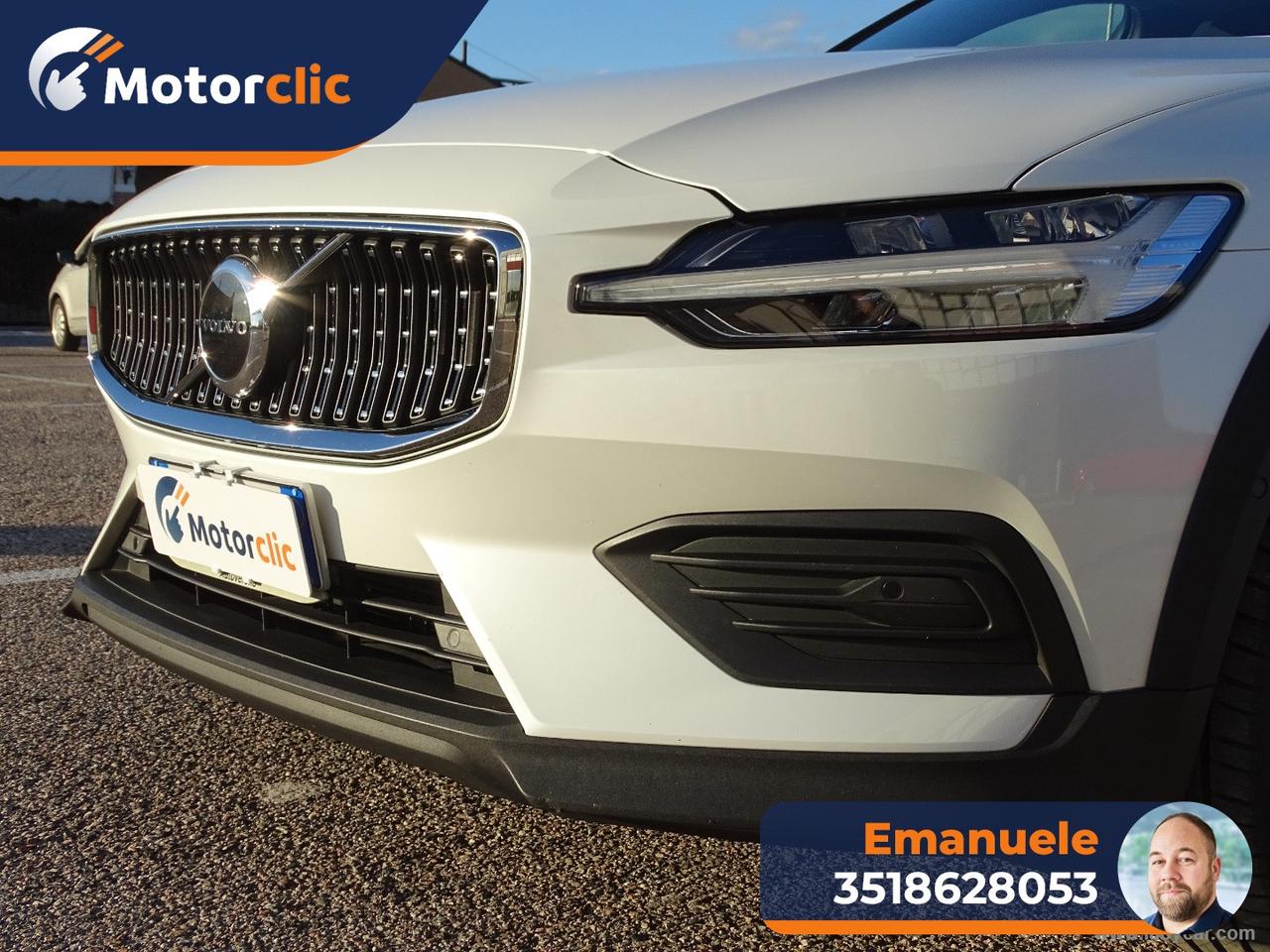 VOLVO V60 Cross Country B4