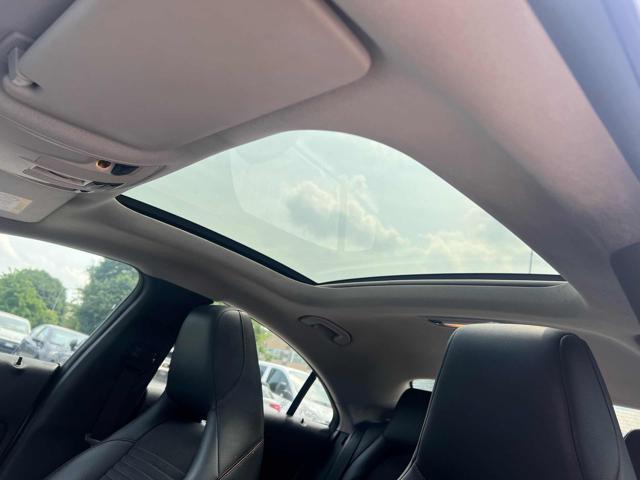 MERCEDES-BENZ CLA 200 d 4Matic Automatic Premium