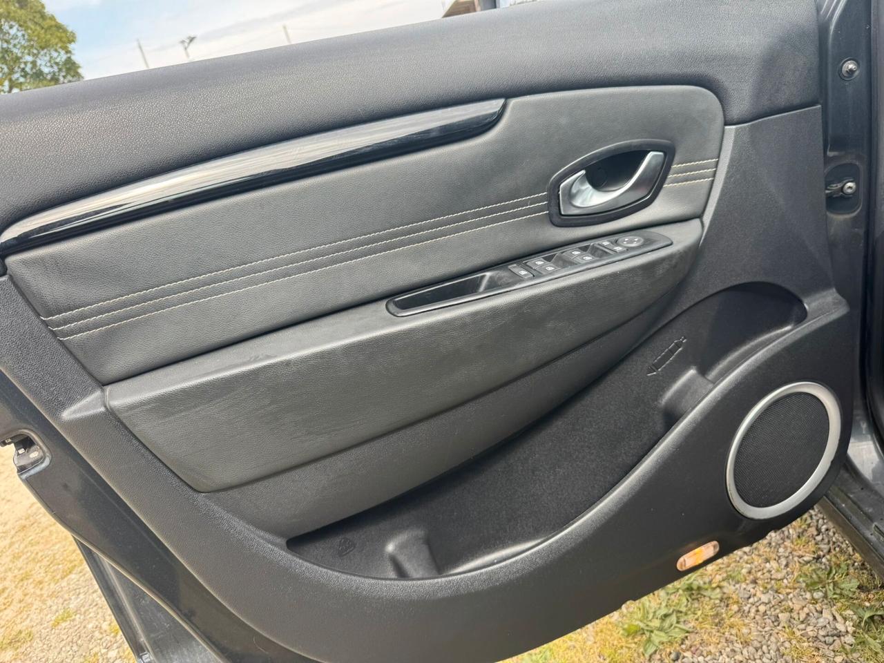 Renault Scenic 1.5 dCi 7 posti SOLO 98.000 KM