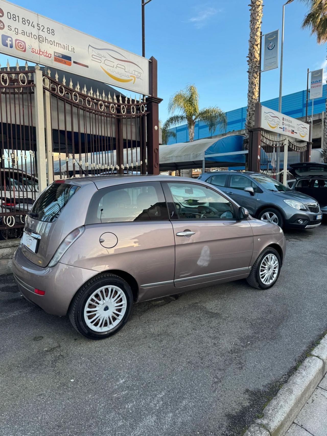 Lancia Ypsilon 1.2 Argento