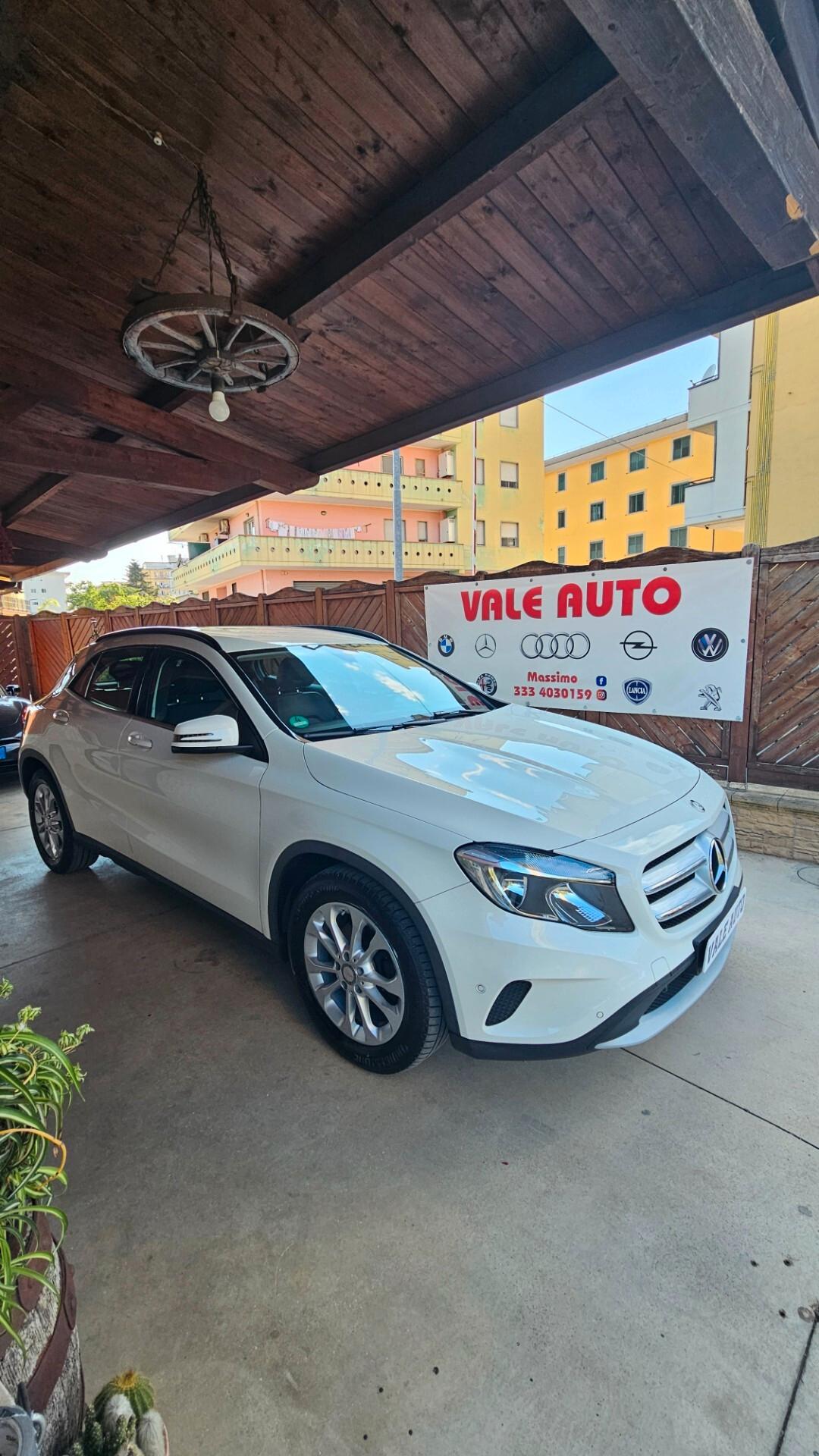 Mercedes-benz GLA 200 d Premium