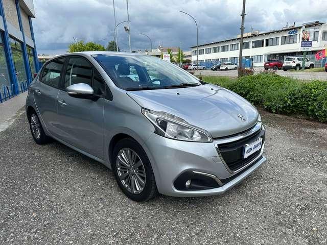 Peugeot 208 208 5p 1.2 puretech Allure 82cv * Neopatentati *