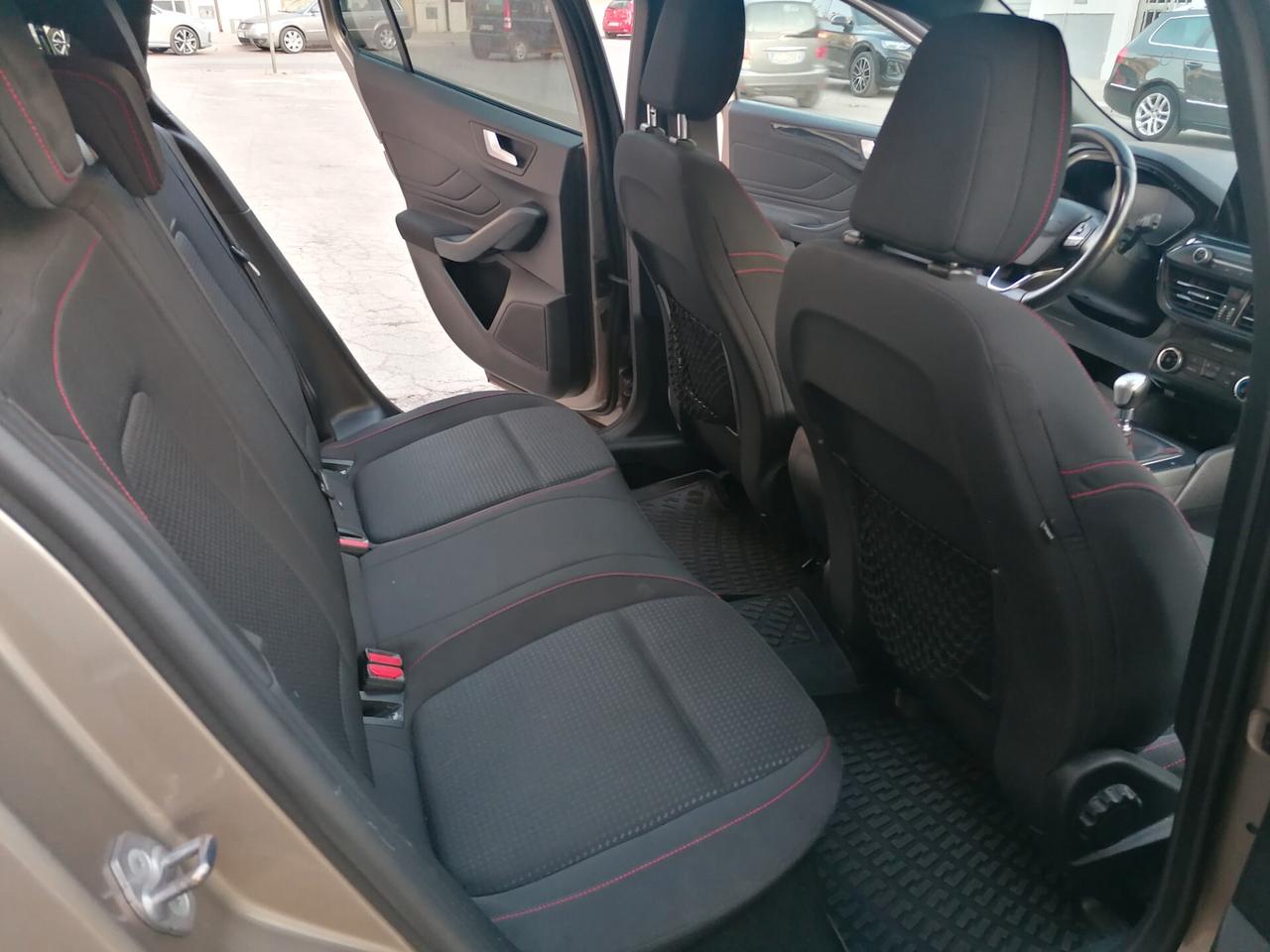 Ford Focus 1.5 EcoBlue 120 CV SW ST-Line