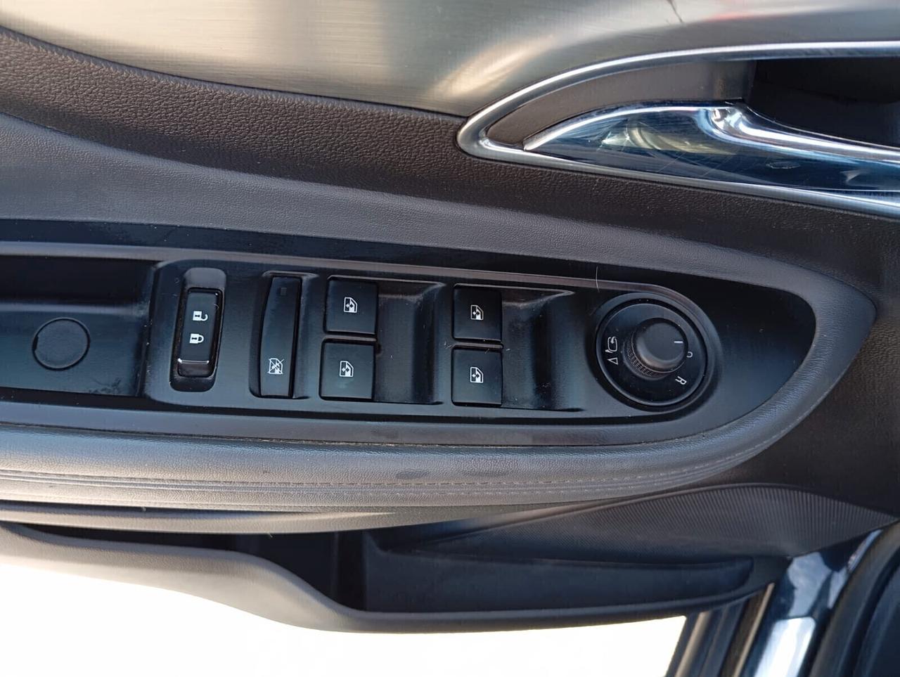 Opel Mokka "KM CERTIFICATI" UNIPRO