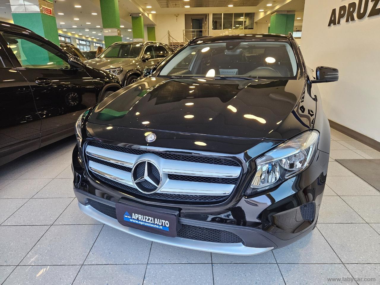 MERCEDES-BENZ GLA 180 d Business