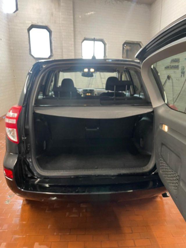 TOYOTA RAV 4 RAV4 Crossover 2.2 D-4D 150 CV DPF Exclusive