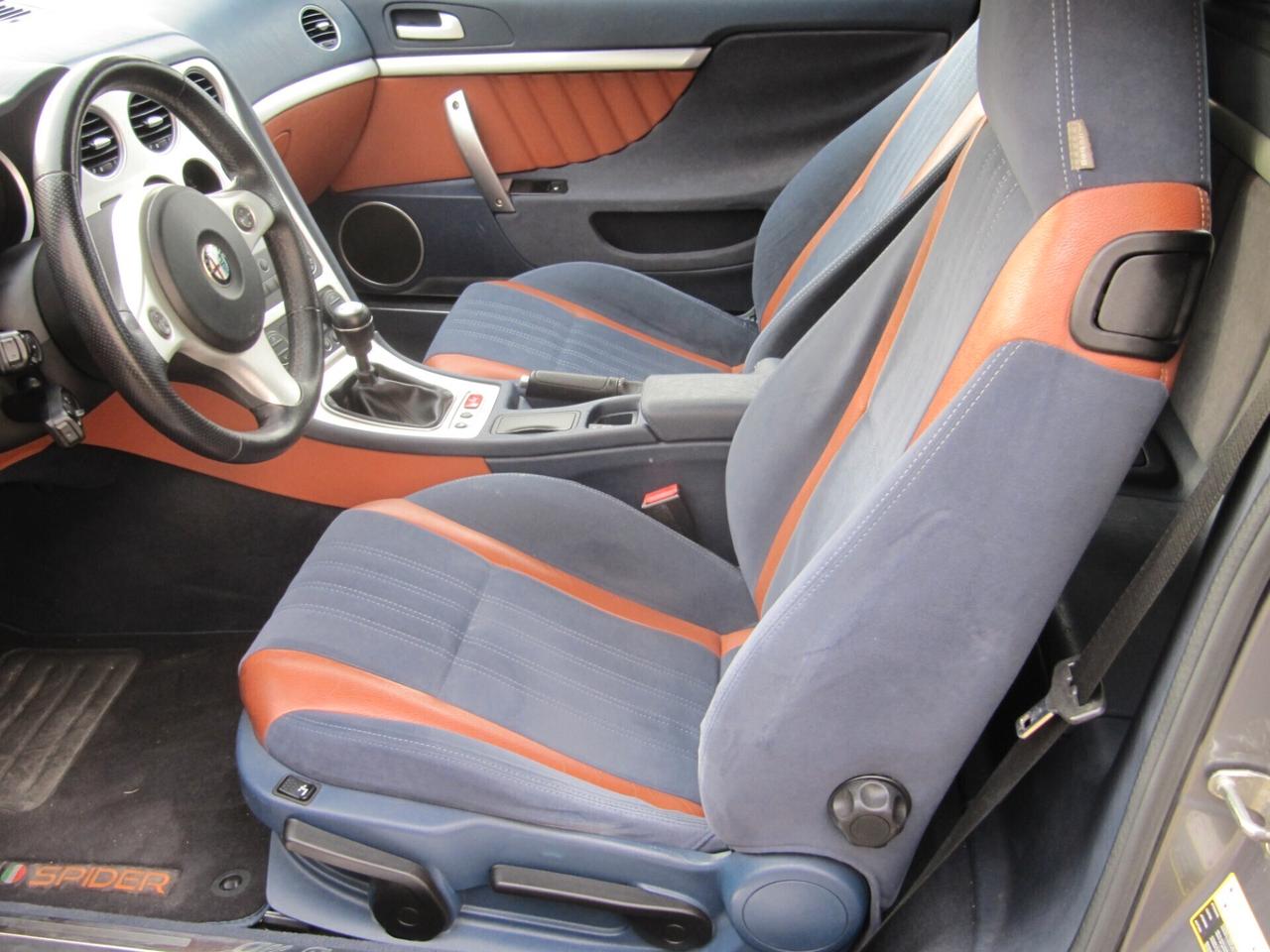 Alfa Romeo Spider 2.4 JTDm Exclusive