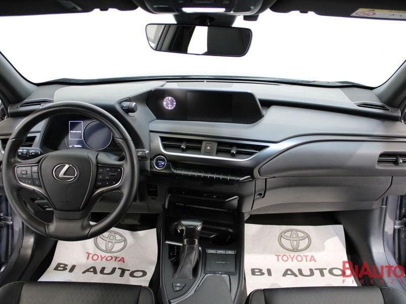 Lexus UX Hybrid Midnight