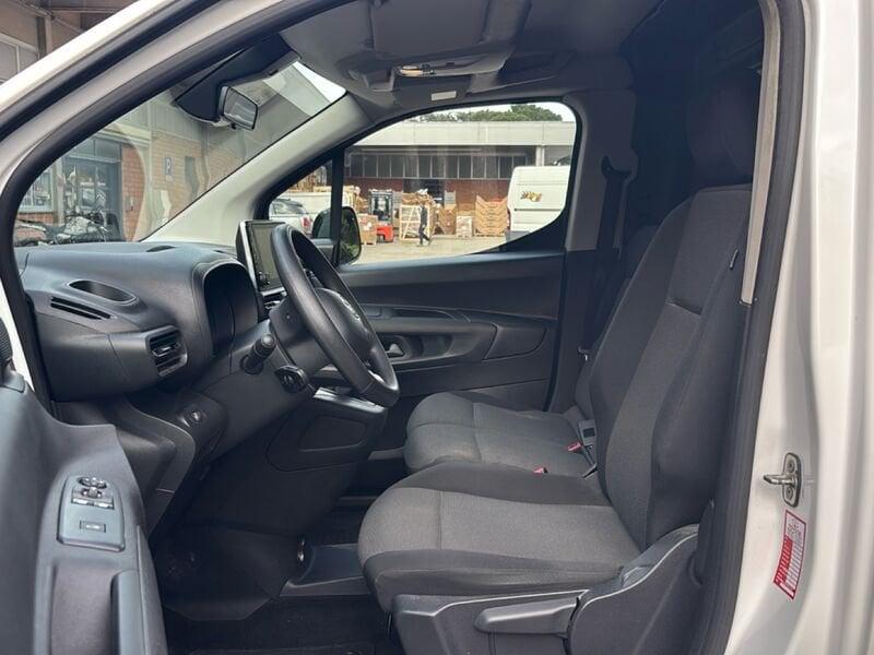 Toyota Proace City Verso Proace City Long 1.5D (100Cv) S&S manuale 6 marce 1000 porta singola COMFORT